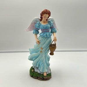 Pipka Limited Edition Celeste Angel Of Stars Earth Angel Figurine Statue